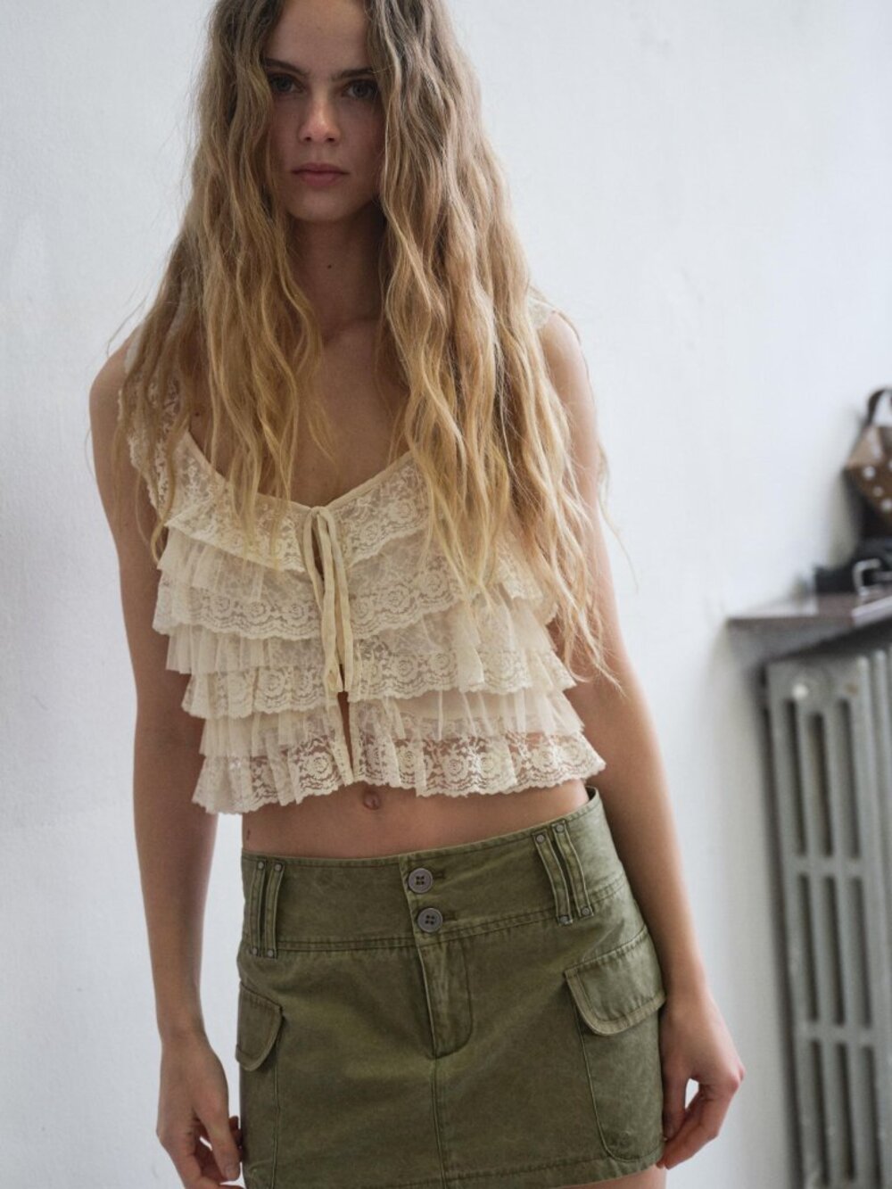Zara Ecru Ruffled Lace Top Size XS - Picture 2 of 10